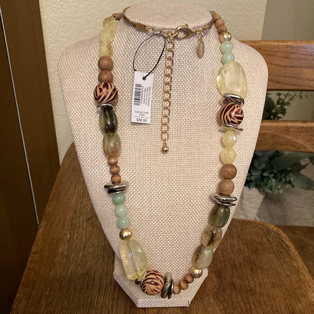 Chico’s Wood Beaded Necklace NWT